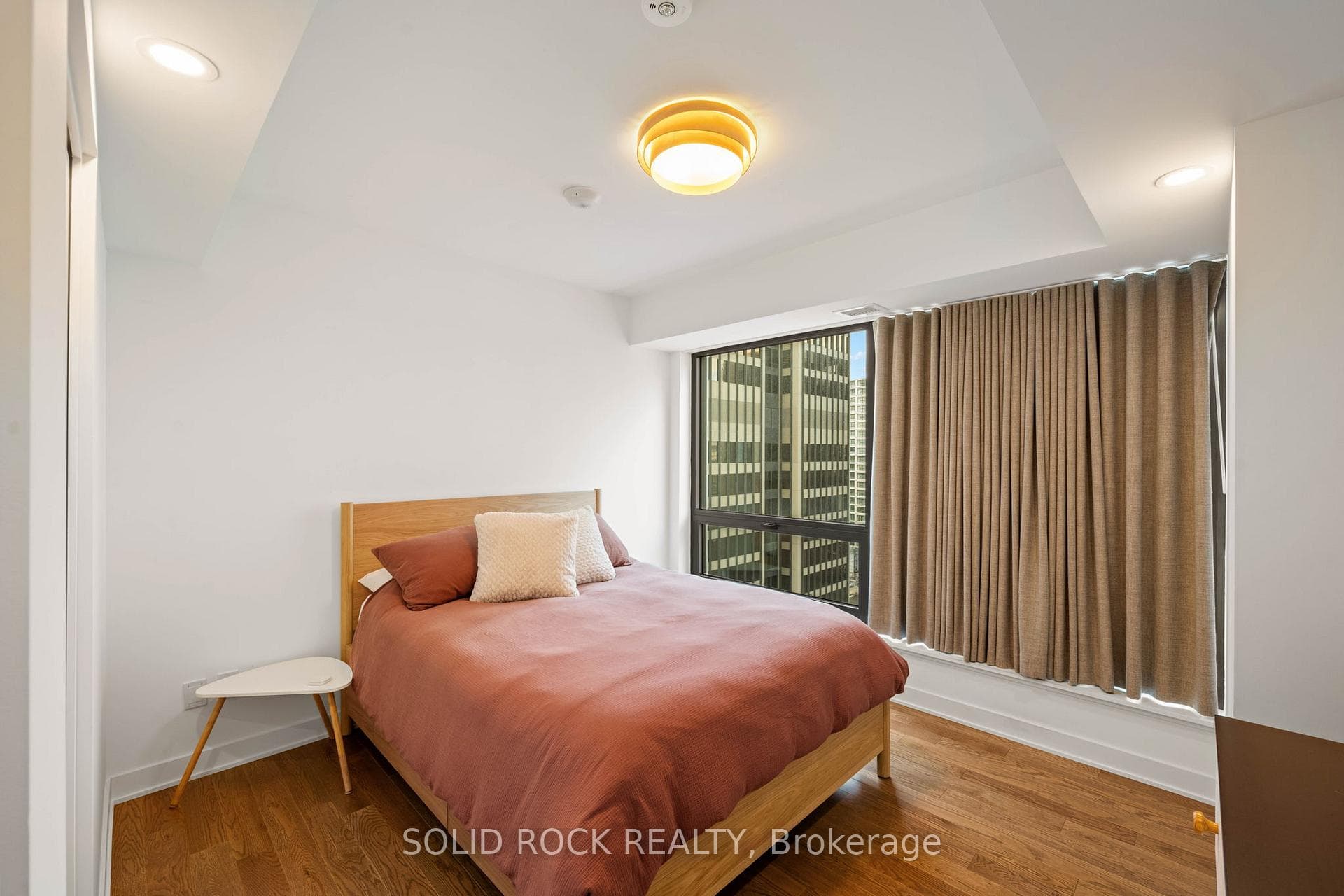 340 Queen Street Unit 1707 photo 25