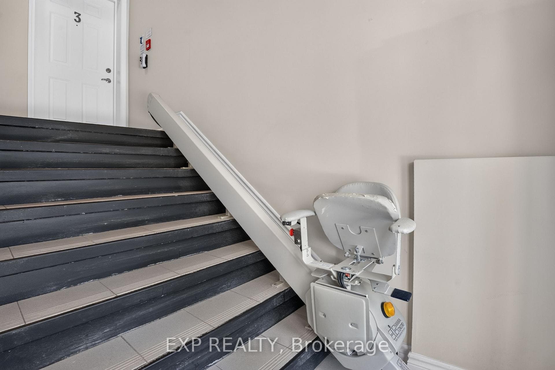 385 Paseo Private Unit 4 photo 24