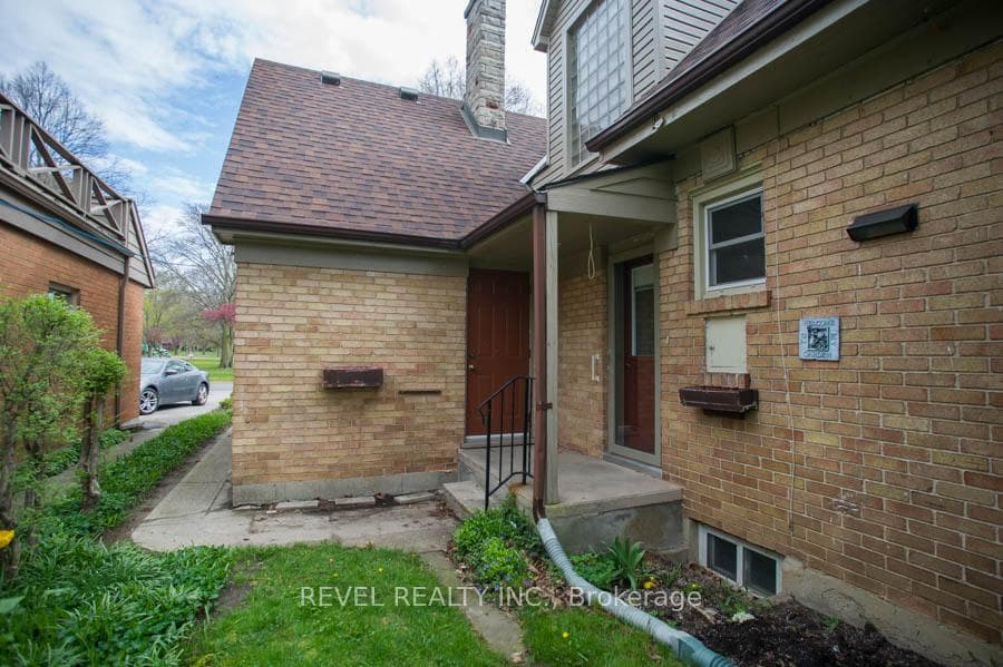 262 Dufferin Avenue photo 34