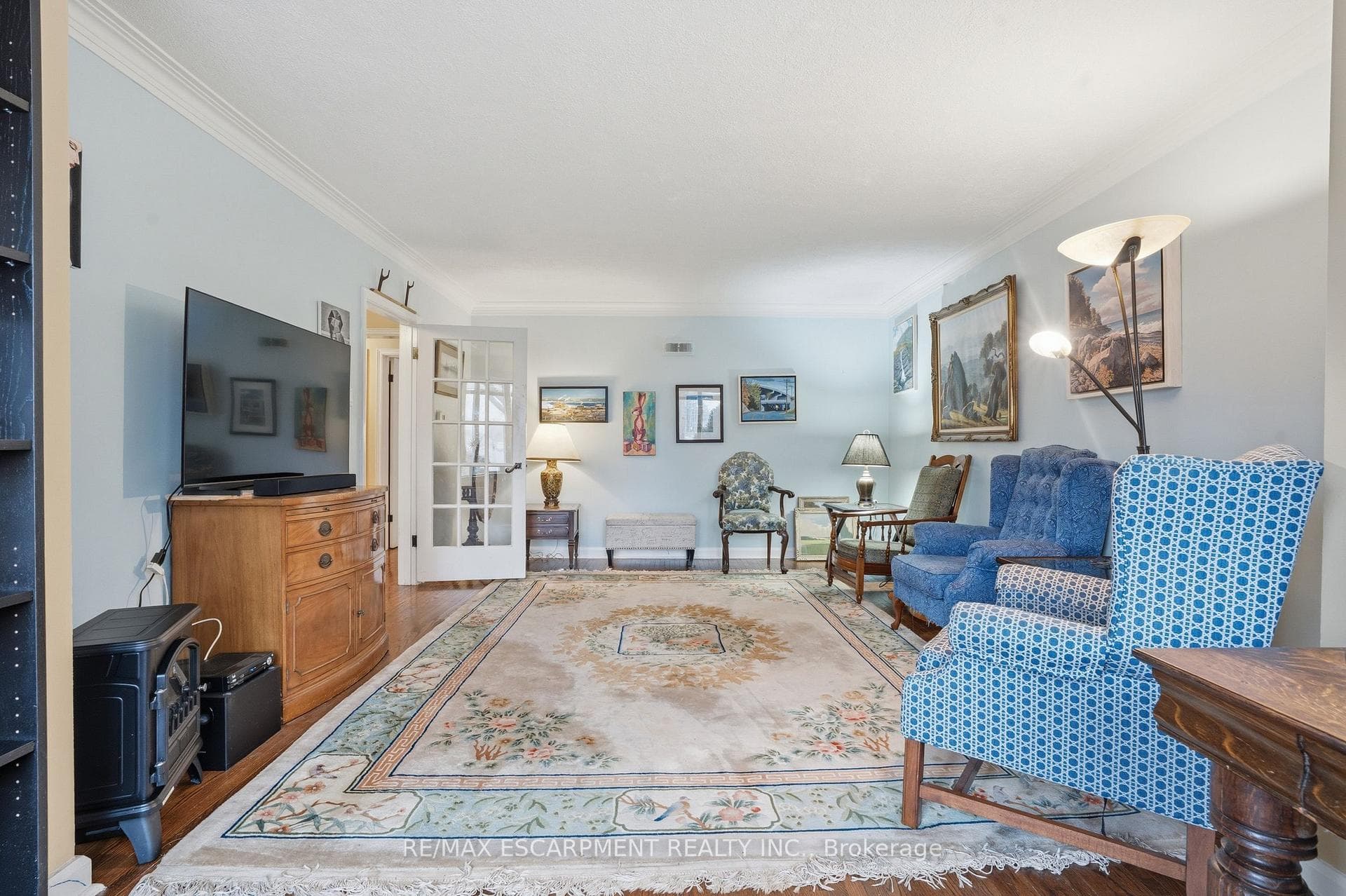 77 Arcade Crescent photo 10