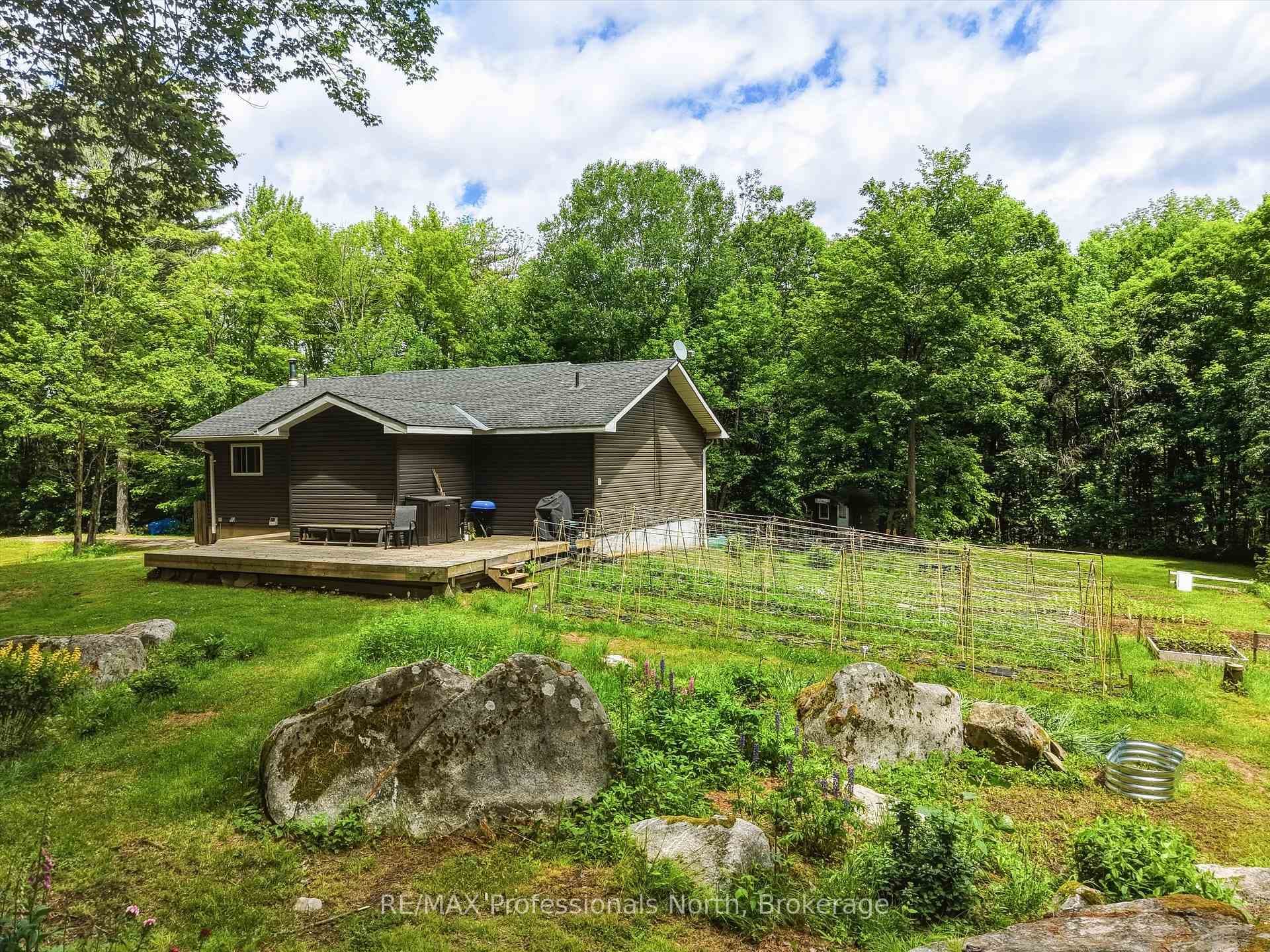 81 WATSON Lane photo 43