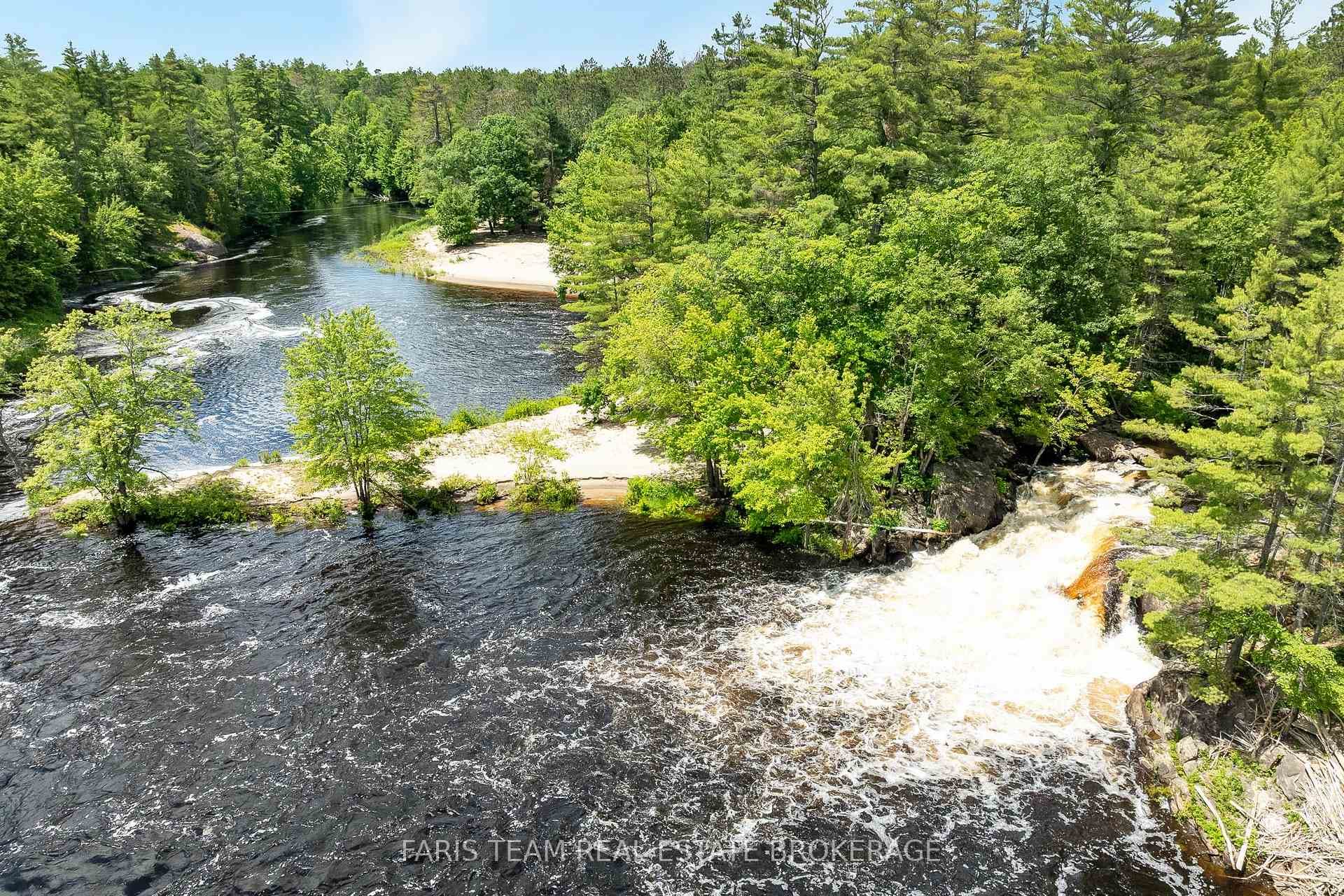 24 Black River Road photo 30