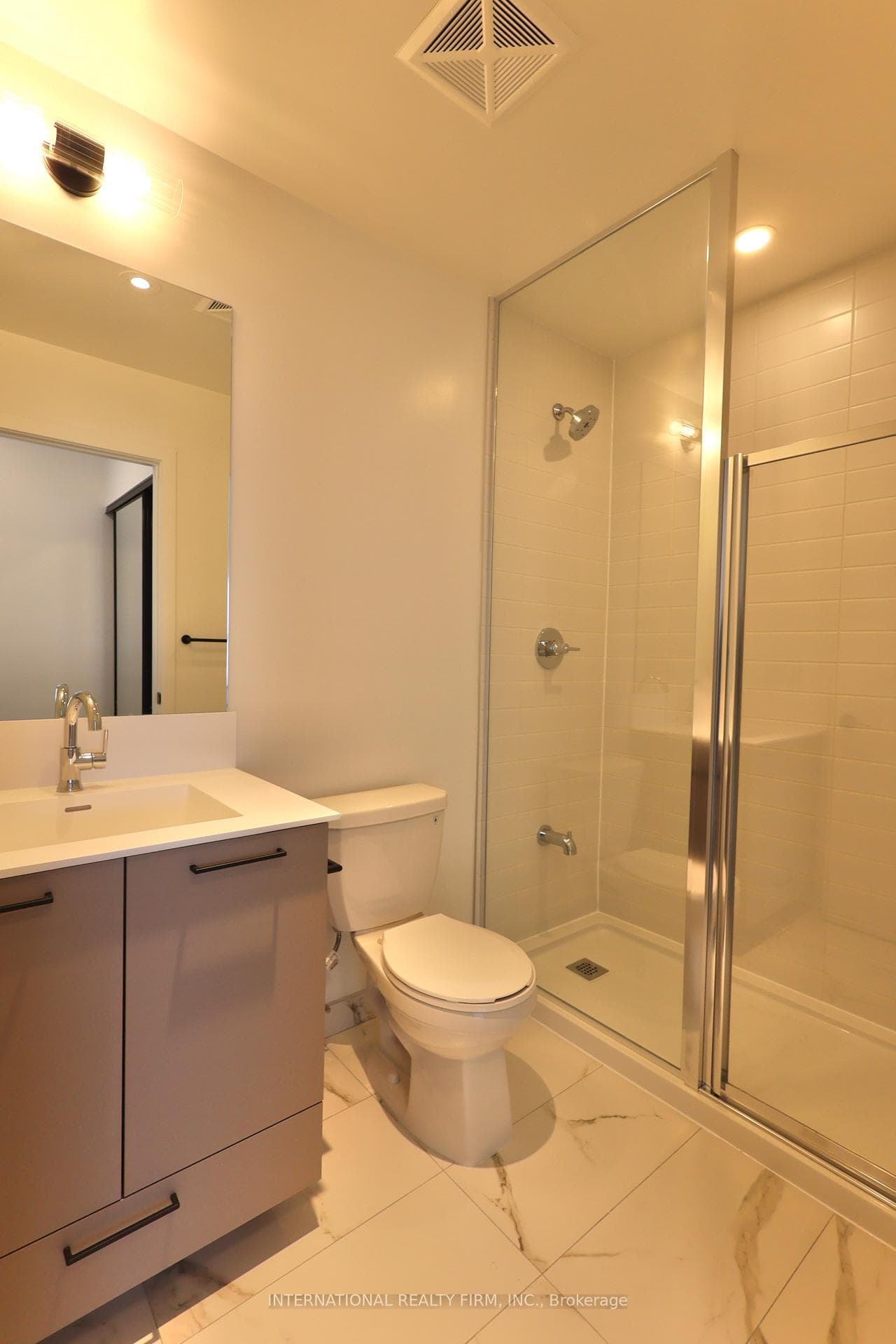 20 Lagerfeld Drive Unit B-020 photo 19