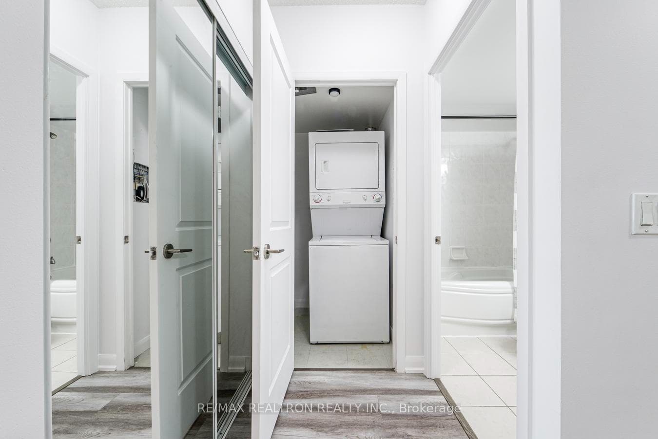 4968 Yonge Street Unit 1505 photo 20