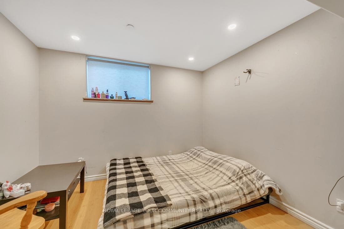 93 Aurora Heights Drive photo 30