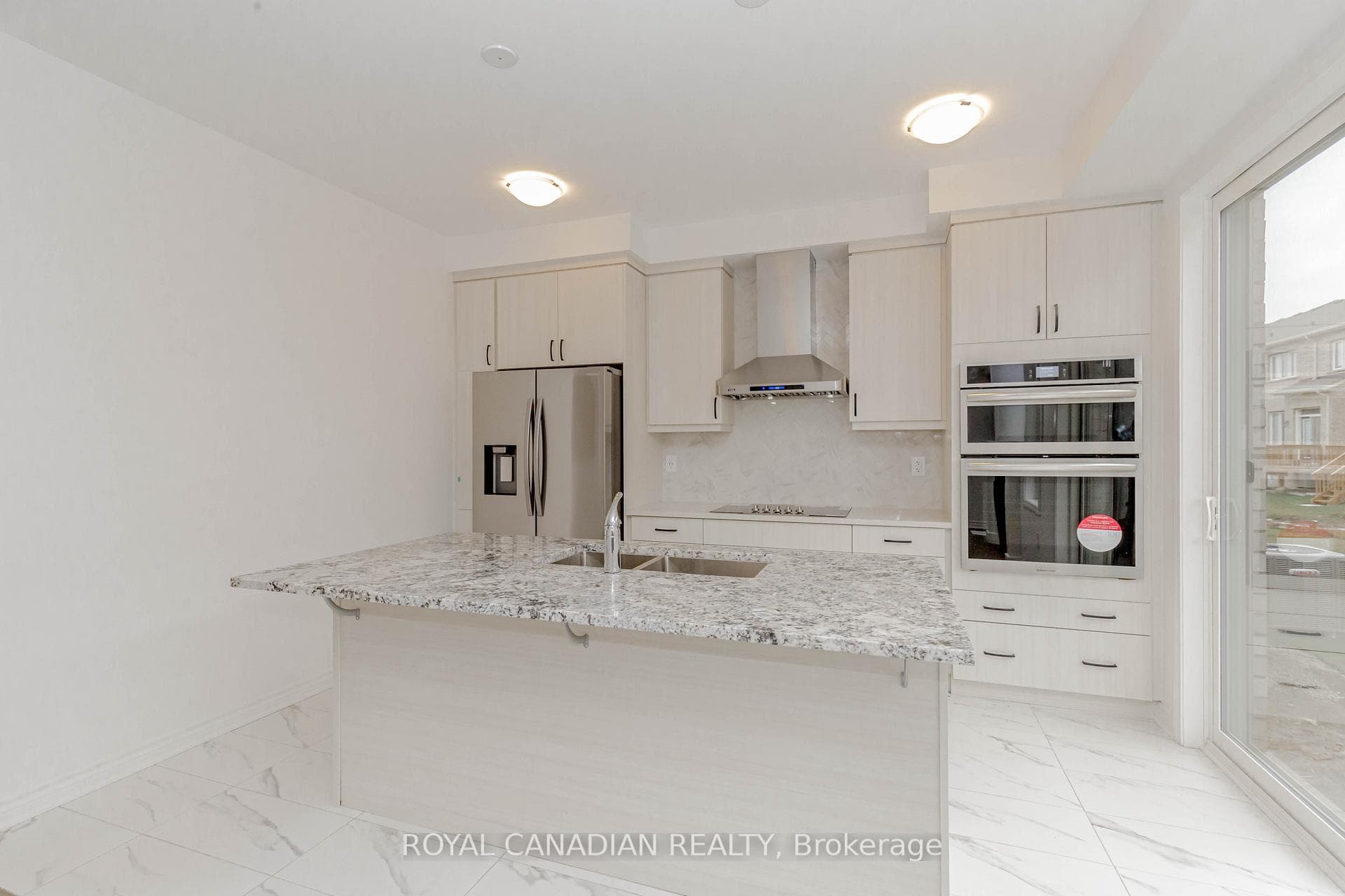 1269 Muskoka Heights photo 9