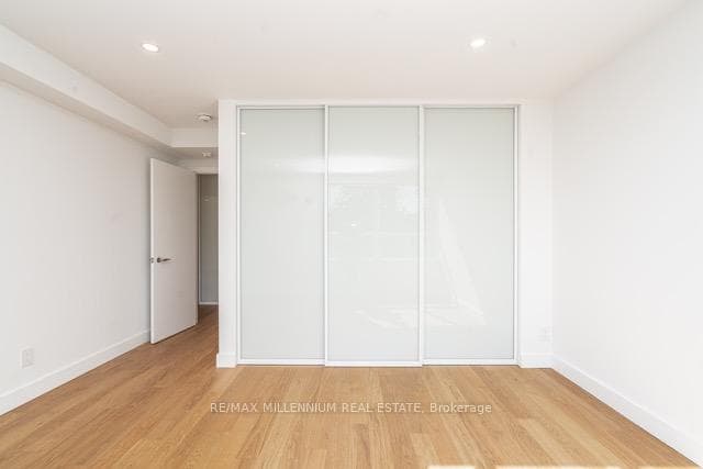 755 Avenue Road Unit 410 photo 7