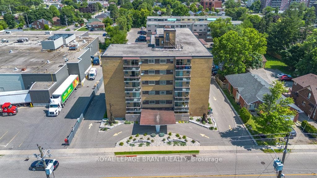 87 St. George Street Unit 104 photo 17