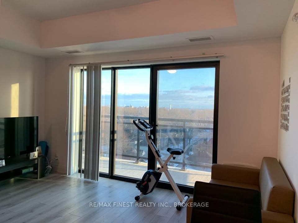 652 Princess Street Unit 710 photo 9