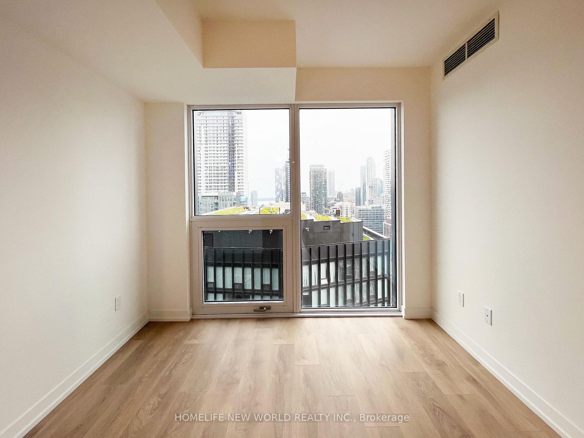 82 Dalhousie Street Unit 3306 photo 5
