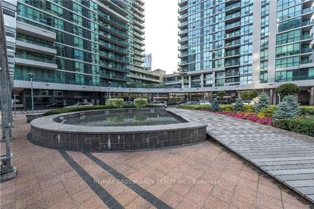 33 BAY Street Unit 513 photo 13