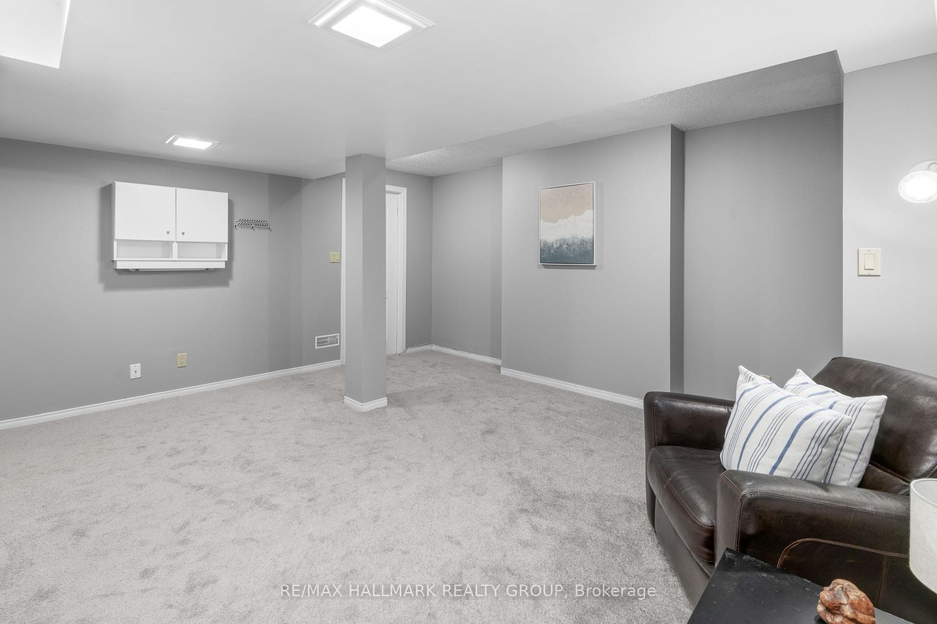 652 Thicket Way photo 41