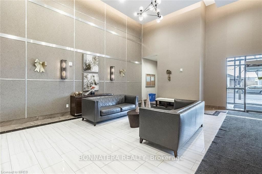 2486 Old Bronte Road Unit 724 photo 5