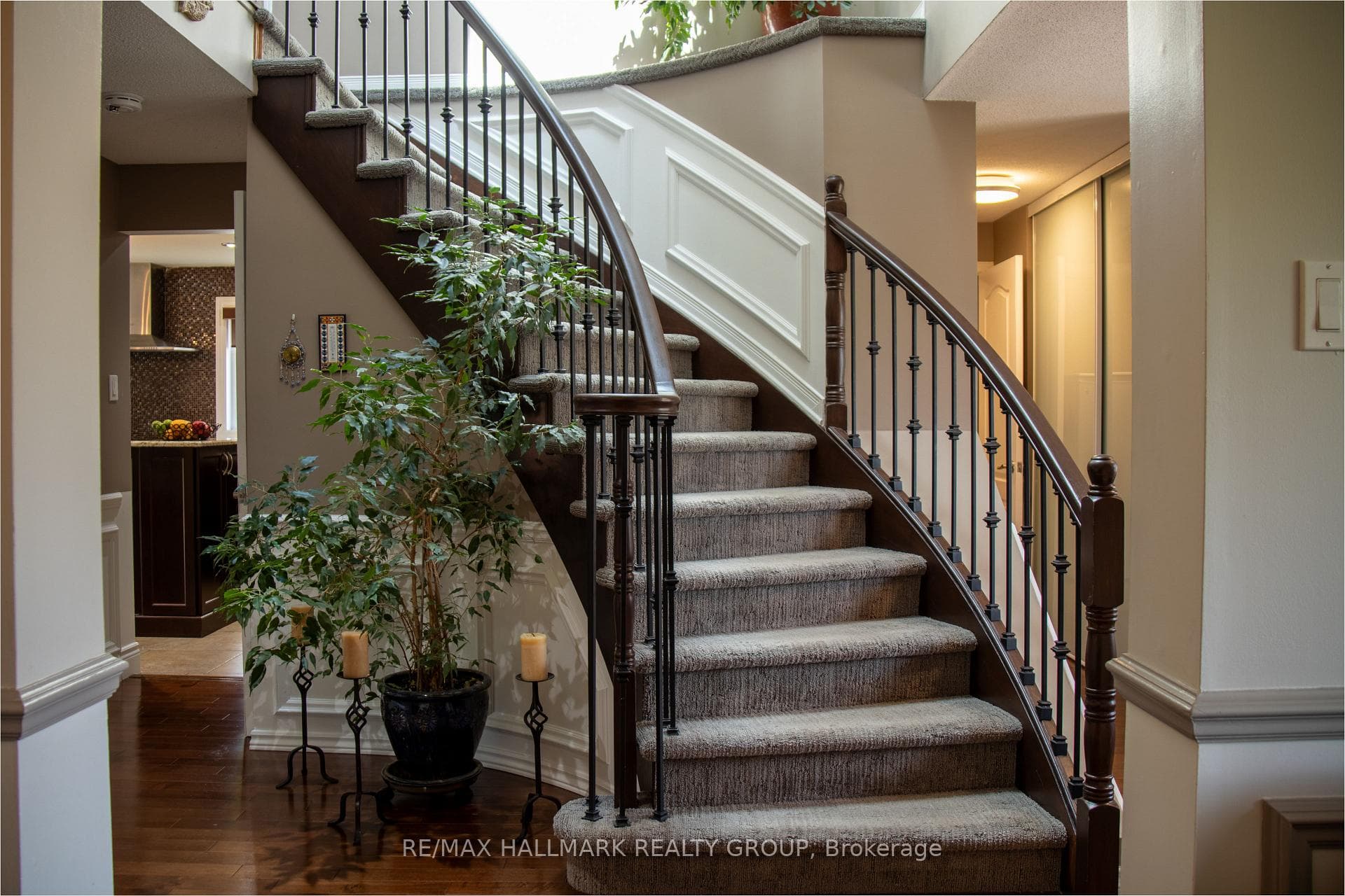 1808 Robinwood Place photo 13