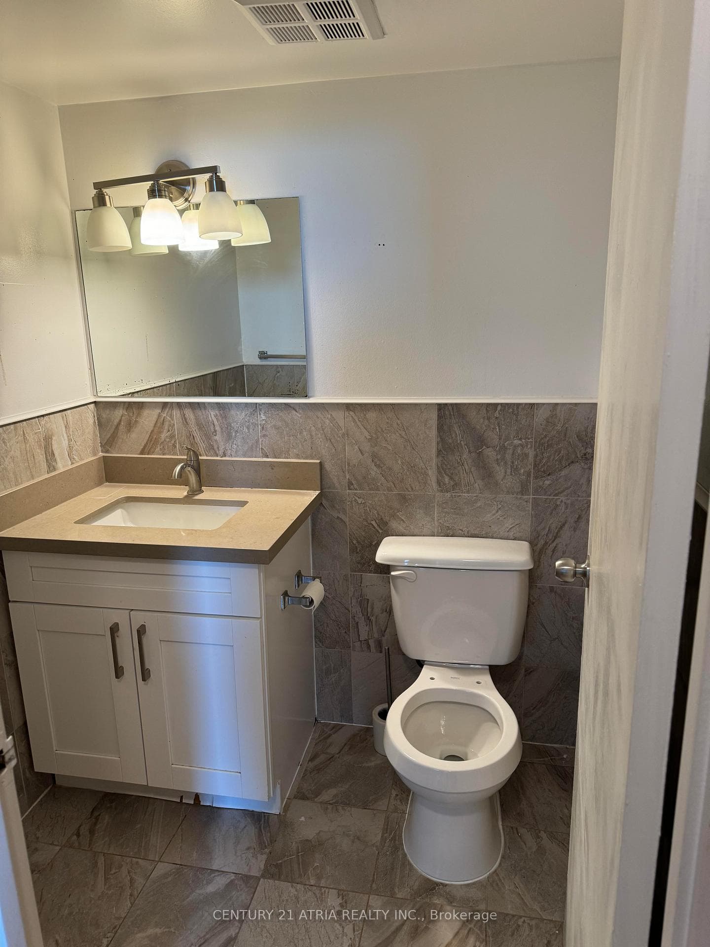 100 Wingarden Court Unit 1513 photo 8