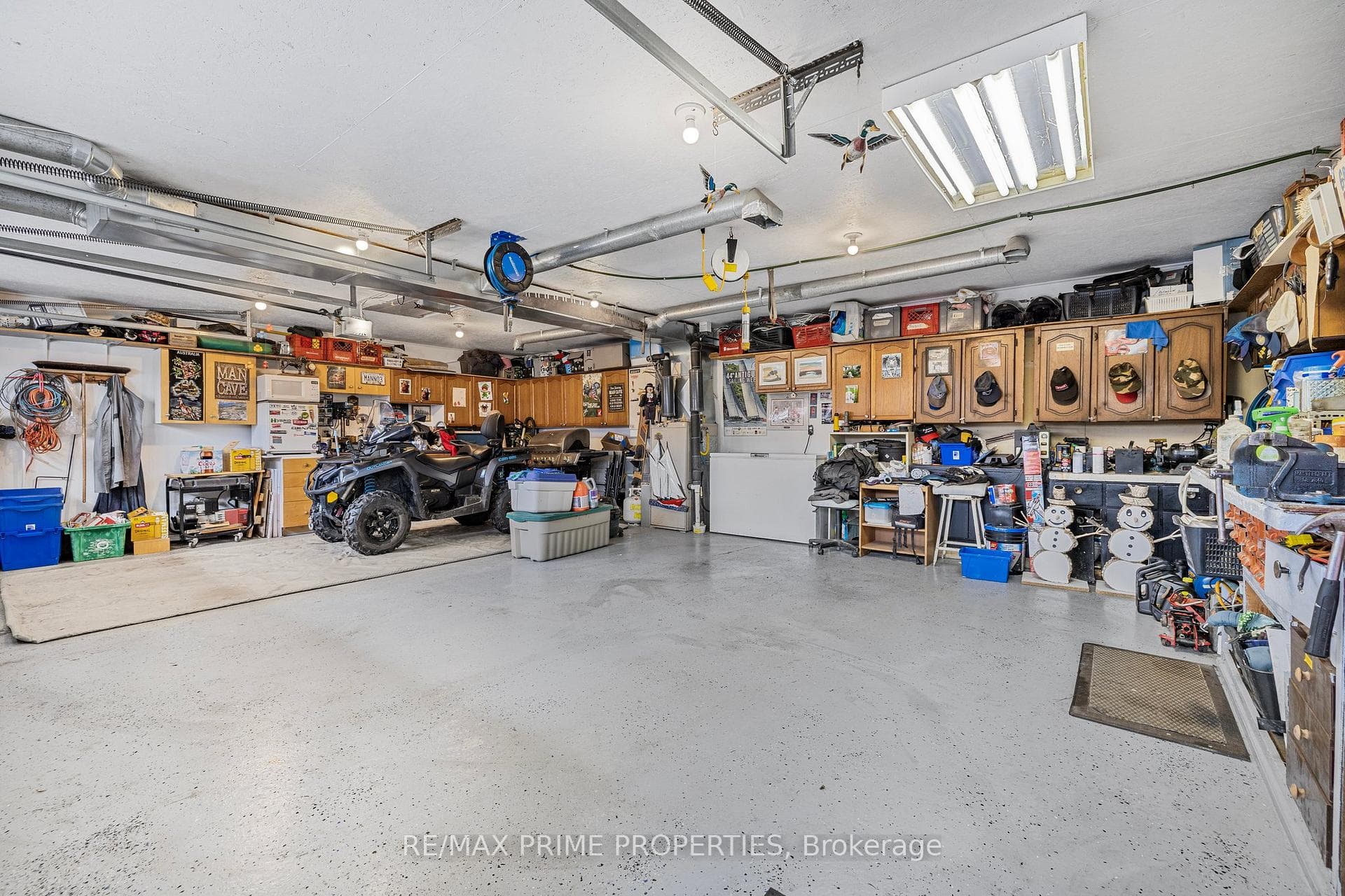 102 FENELON DR Drive photo 27