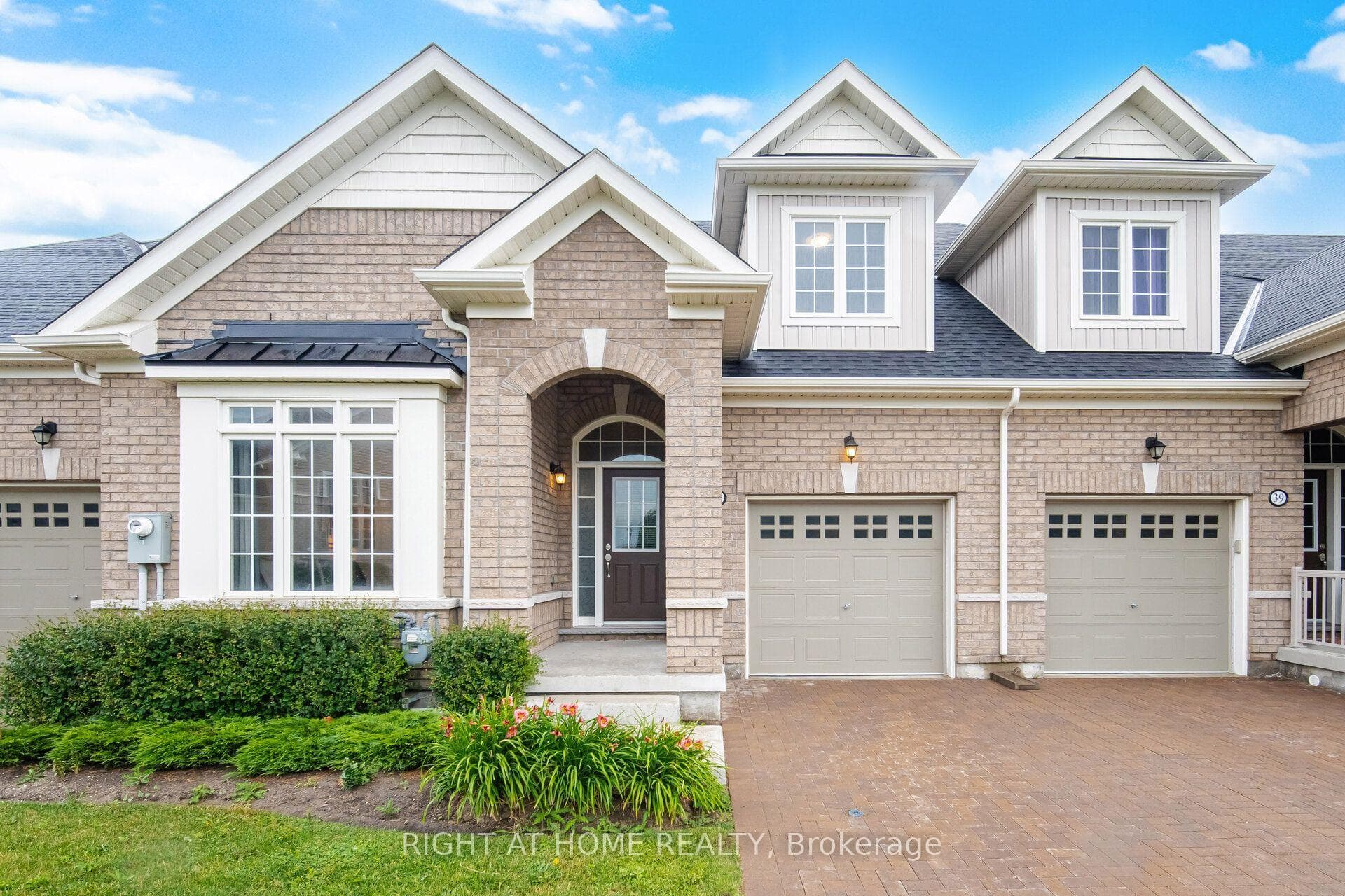 41 Overlea Drive photo 1