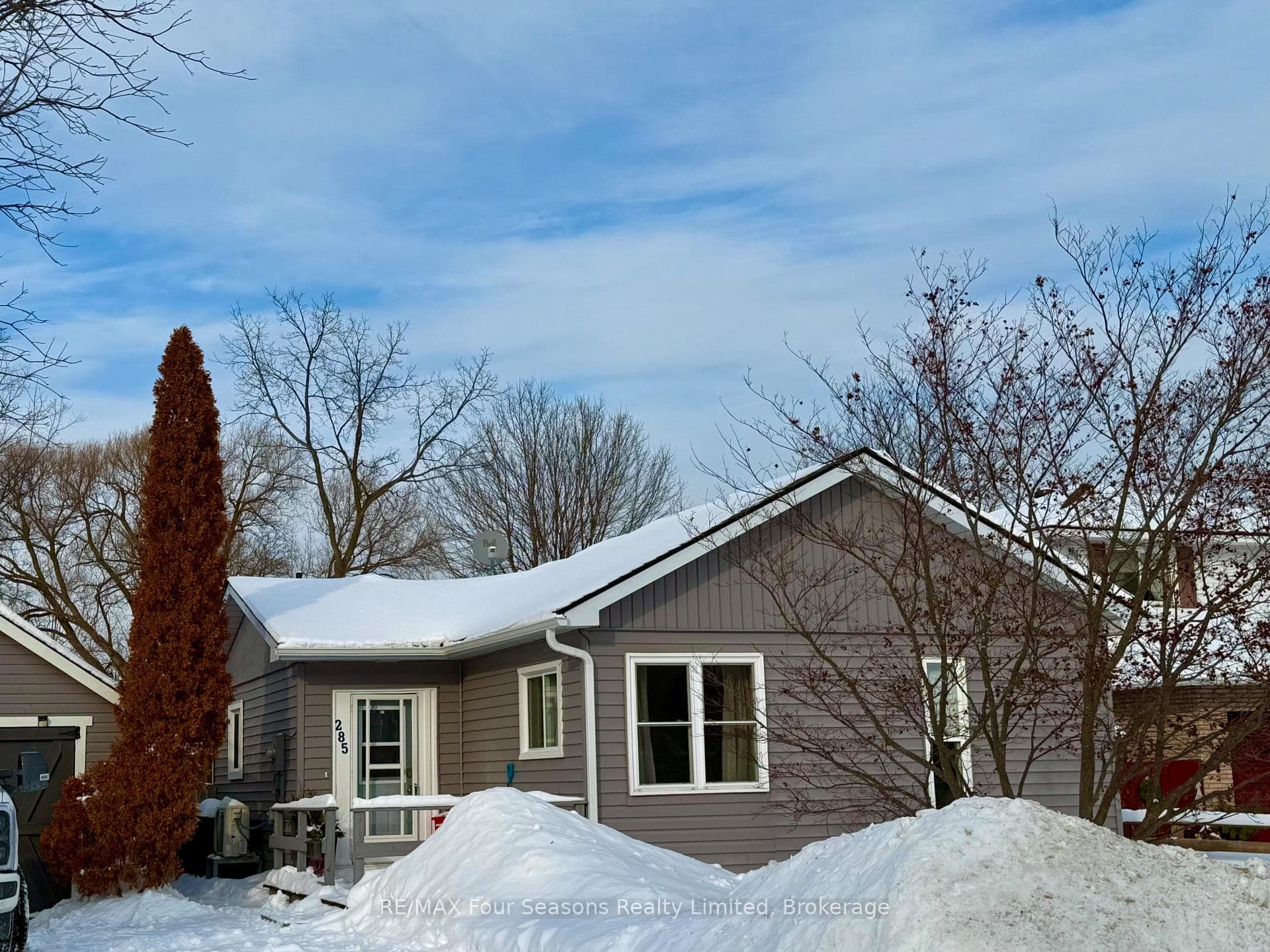 285 Second Street photo 2