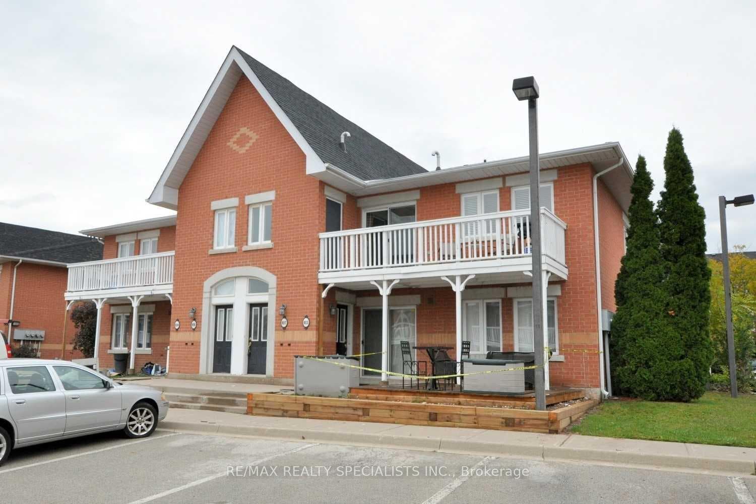 1701 Lampman Avenue Unit 807 photo 1