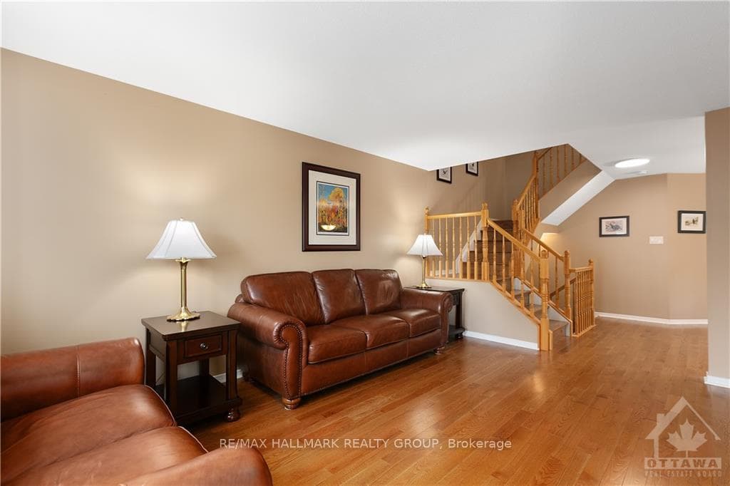 357 STATEWOOD Drive photo 9