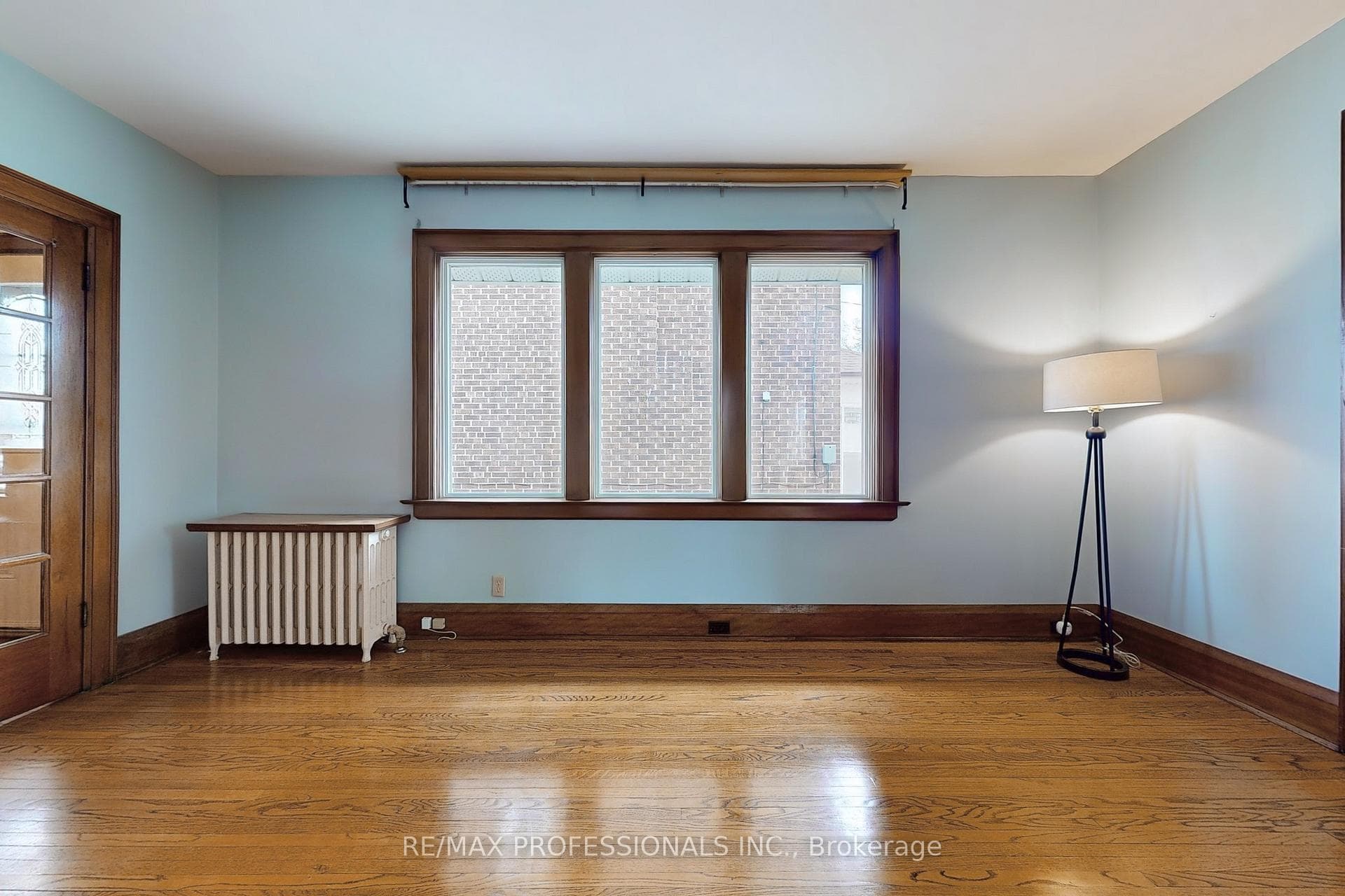 32 Hillside Avenue photo 11