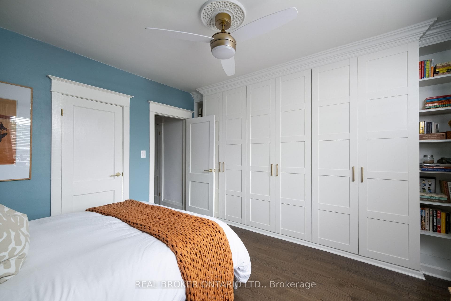 158 Oakcrest Avenue photo 24