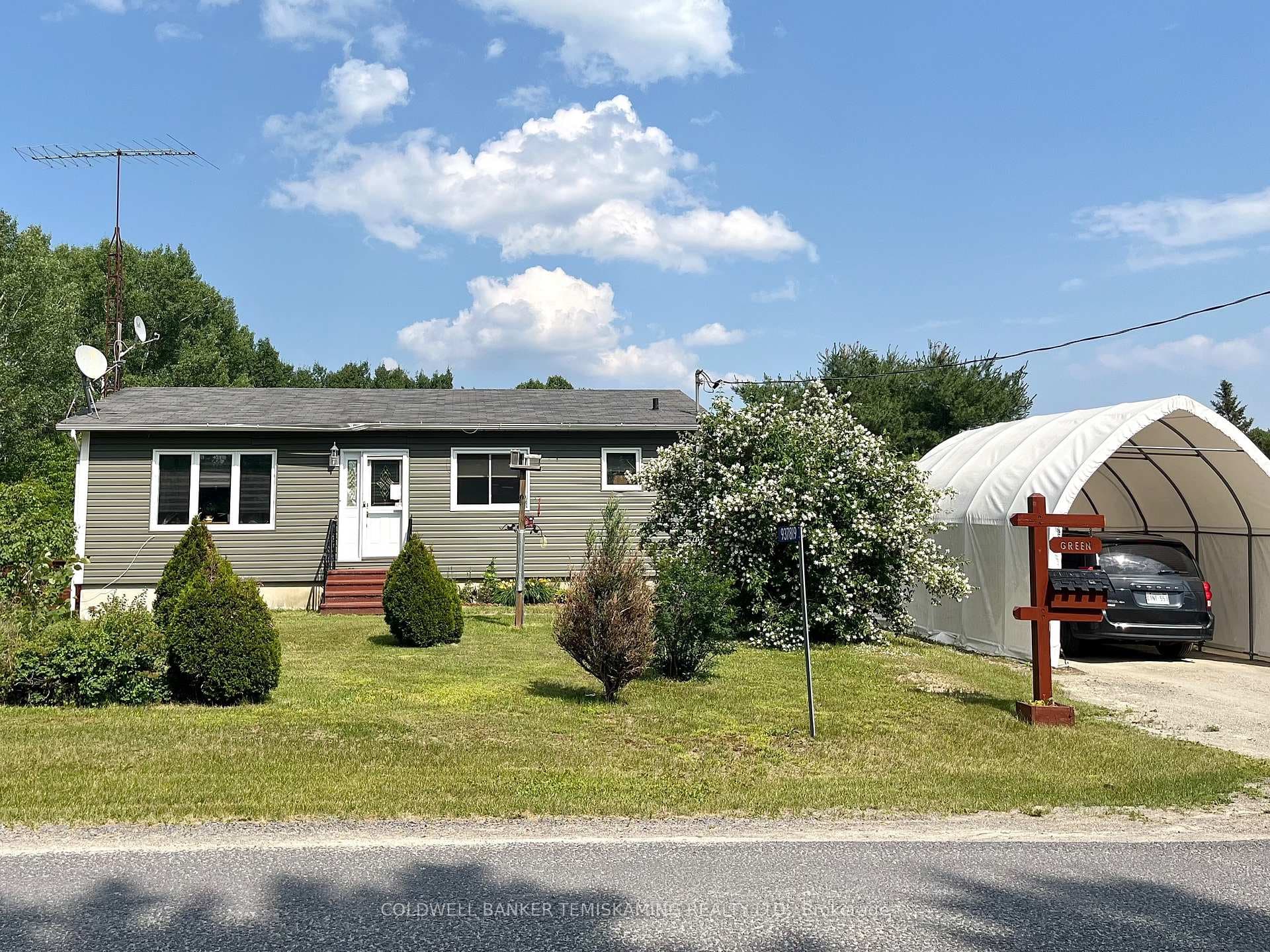 937819 Marsh Bay Road photo 2