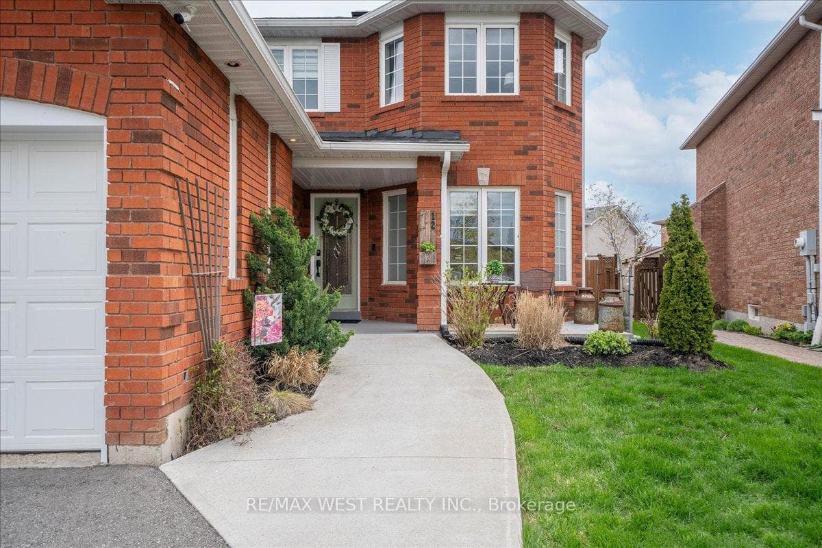 12 Berrydown Drive photo 3