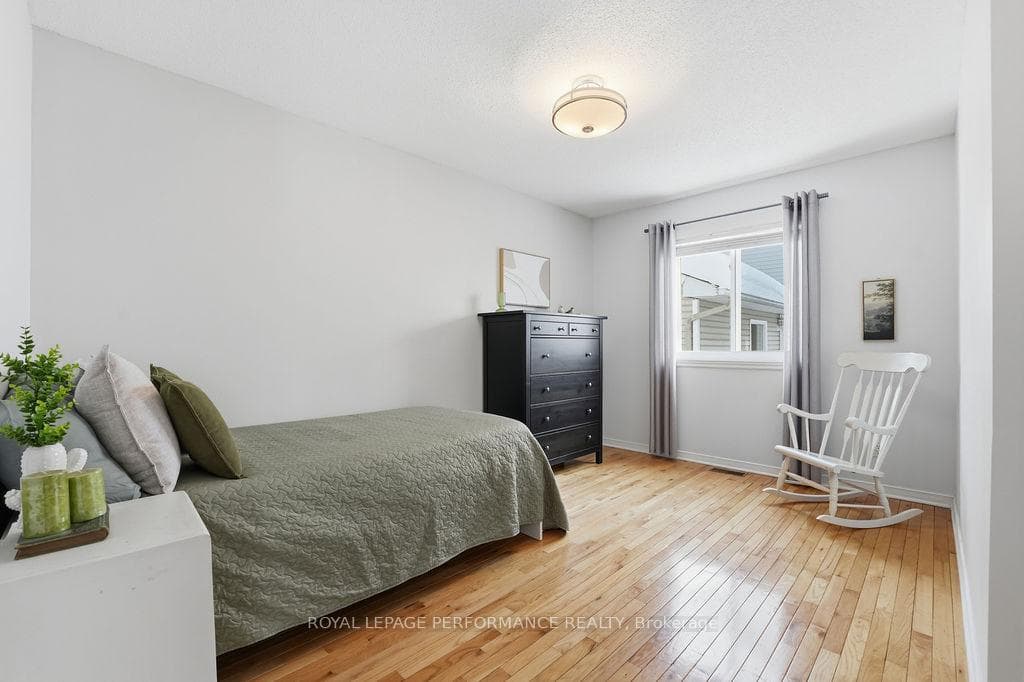333 Bonavista Street photo 15