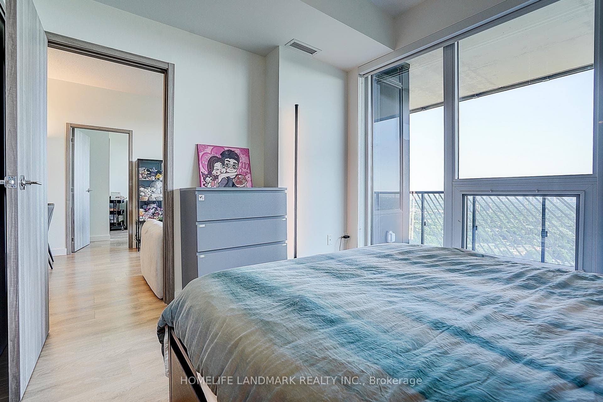 85 Mcmahon Drive Unit 3502 photo 20