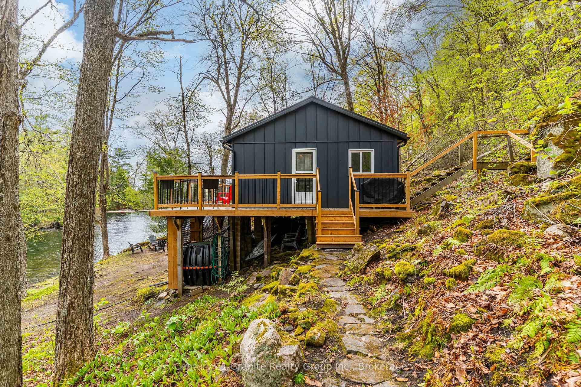 1184 Miskwabi Lake Road photo 4