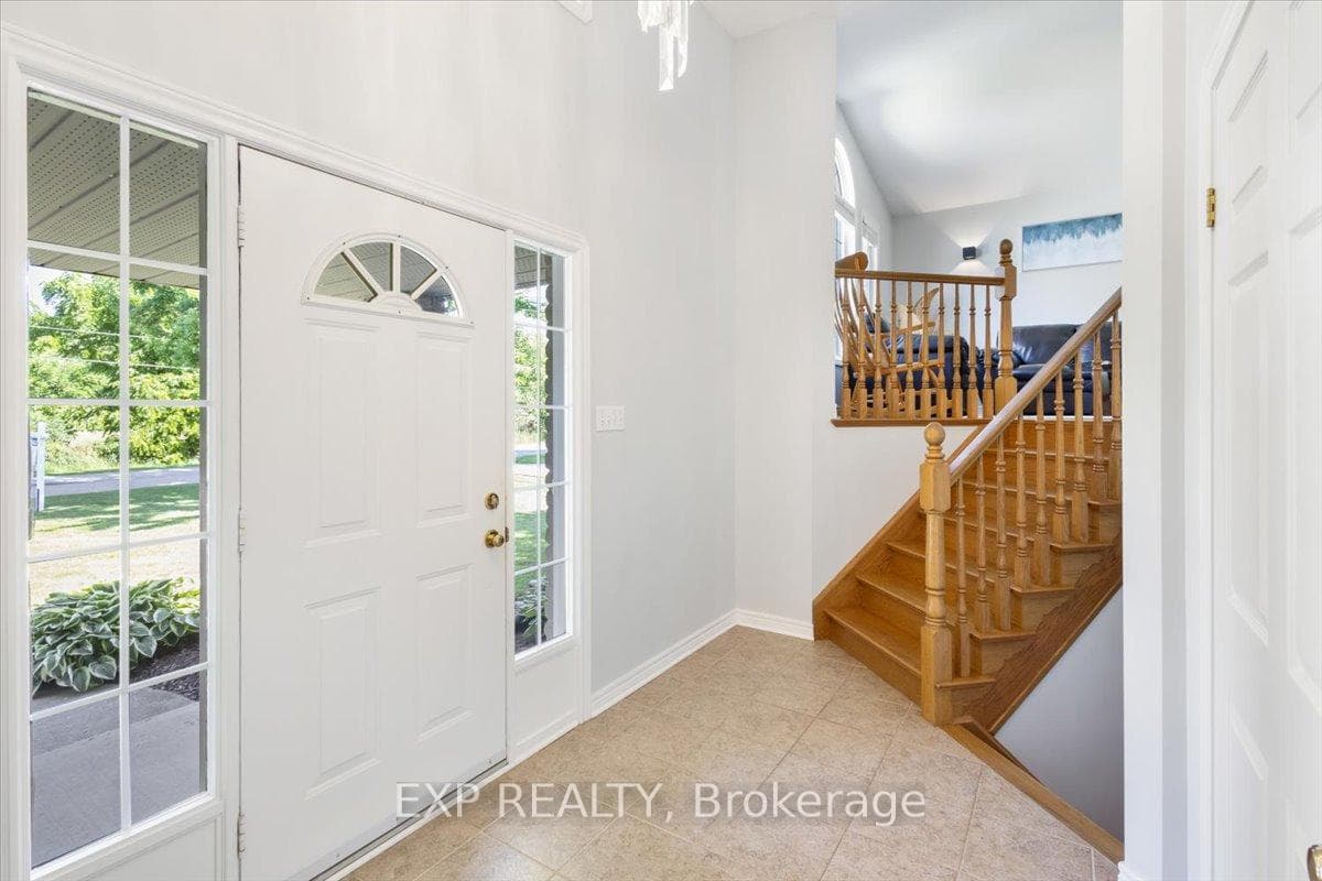 122 1/2 Railway Avenue photo 6