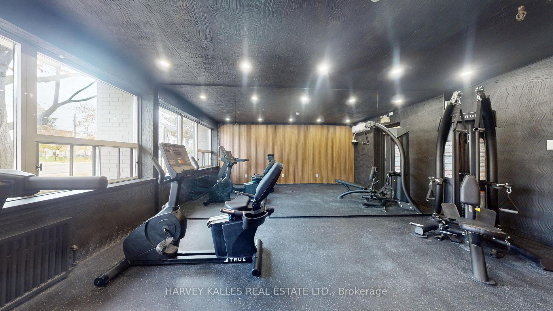 1 Marquette Avenue Unit 12 photo 15