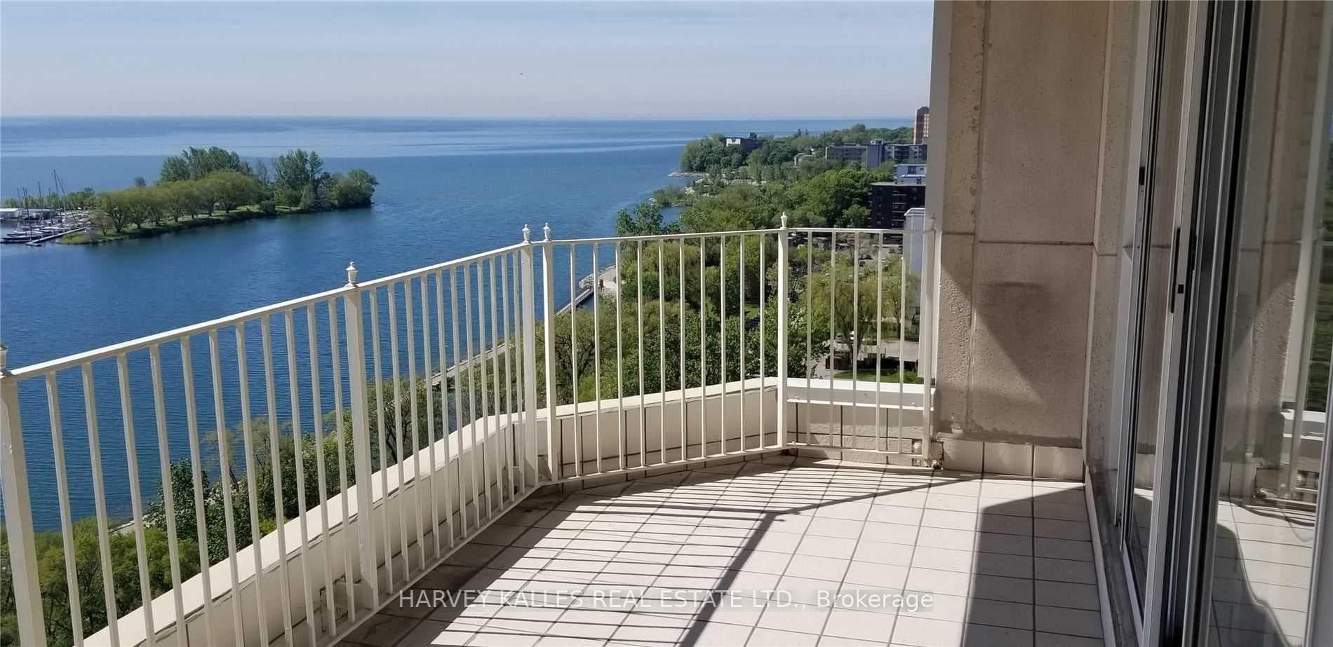 2285 Lake Shore Boulevard Unit 1402 photo 15