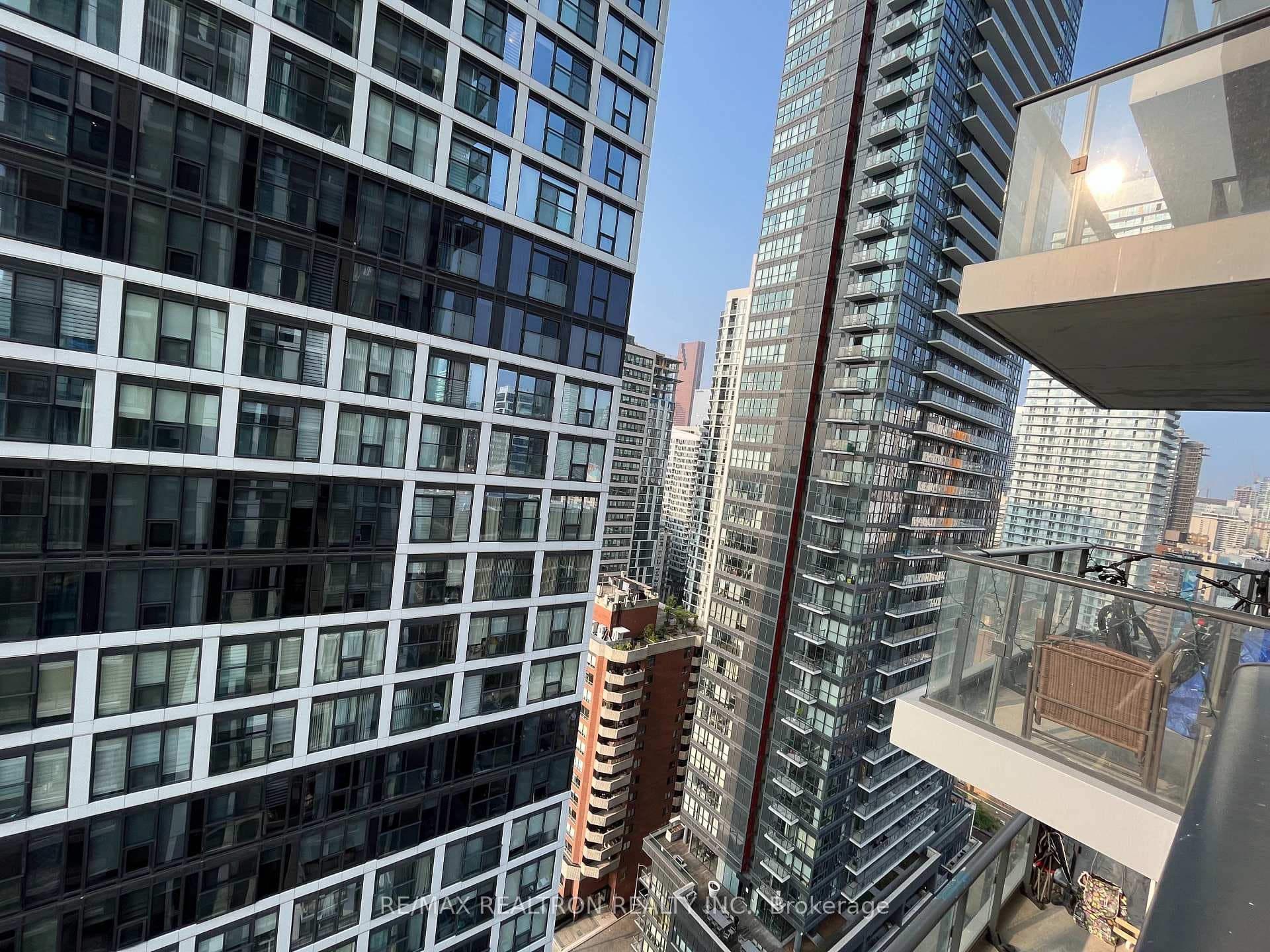 251 Jarvis Street Unit 2404 photo 15
