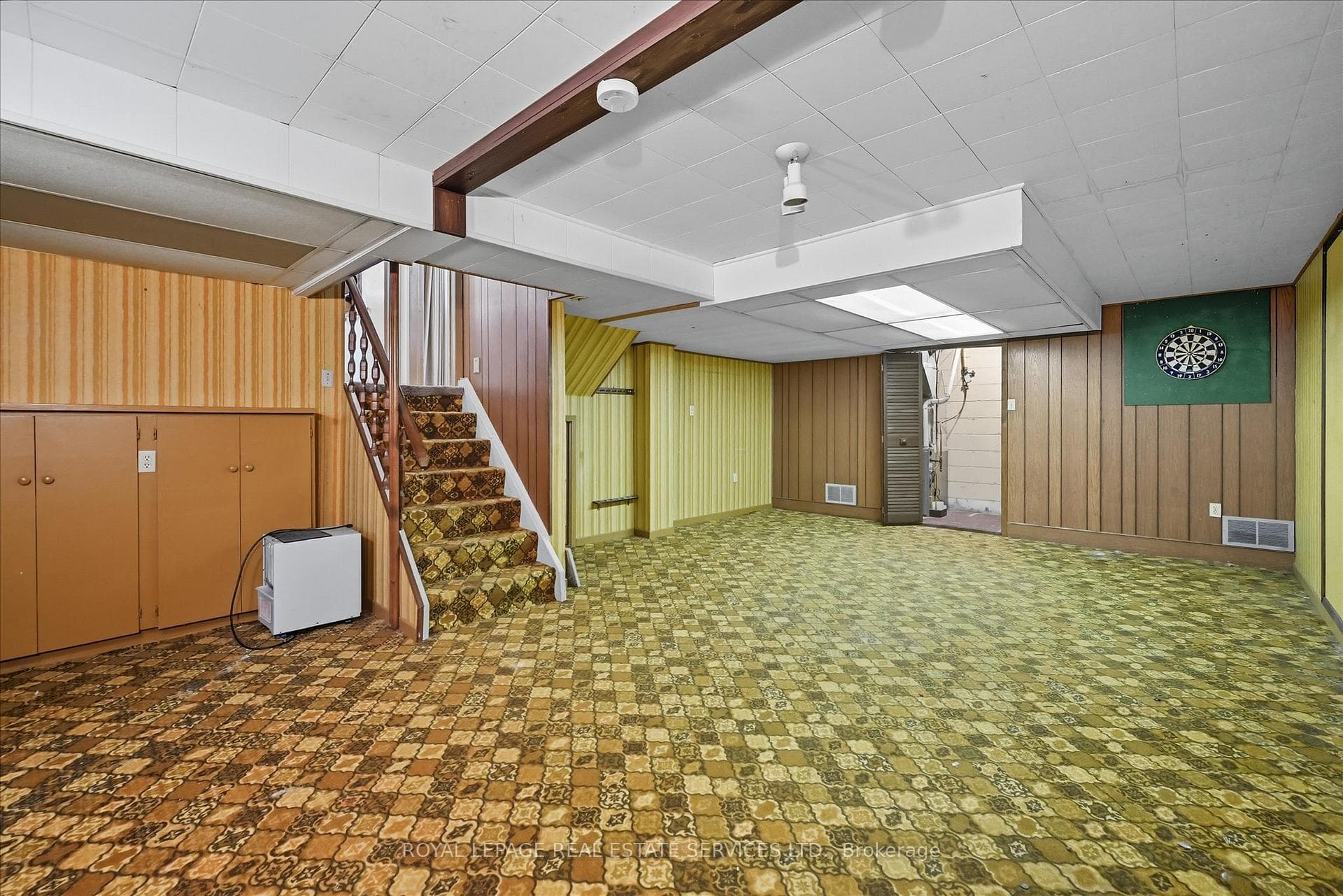 Spacious Recreation Room