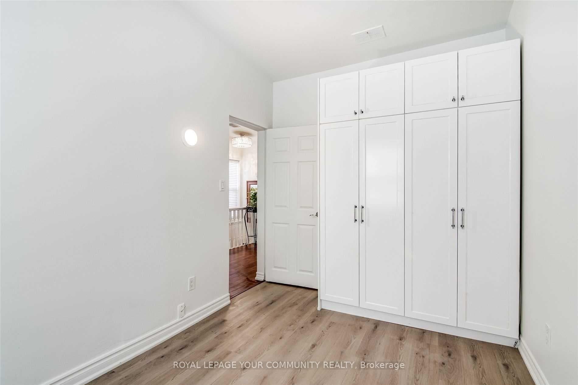 23-B Washington Street photo 9