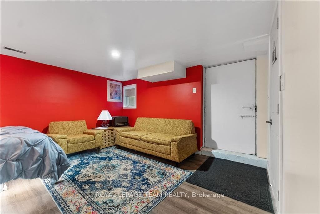 184 AUGSBURG Road photo 19
