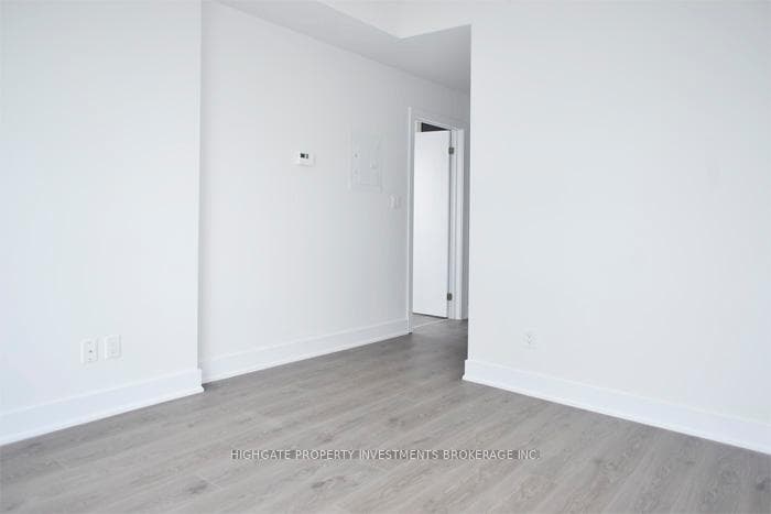 99 The Donway Road Unit 819 photo 4