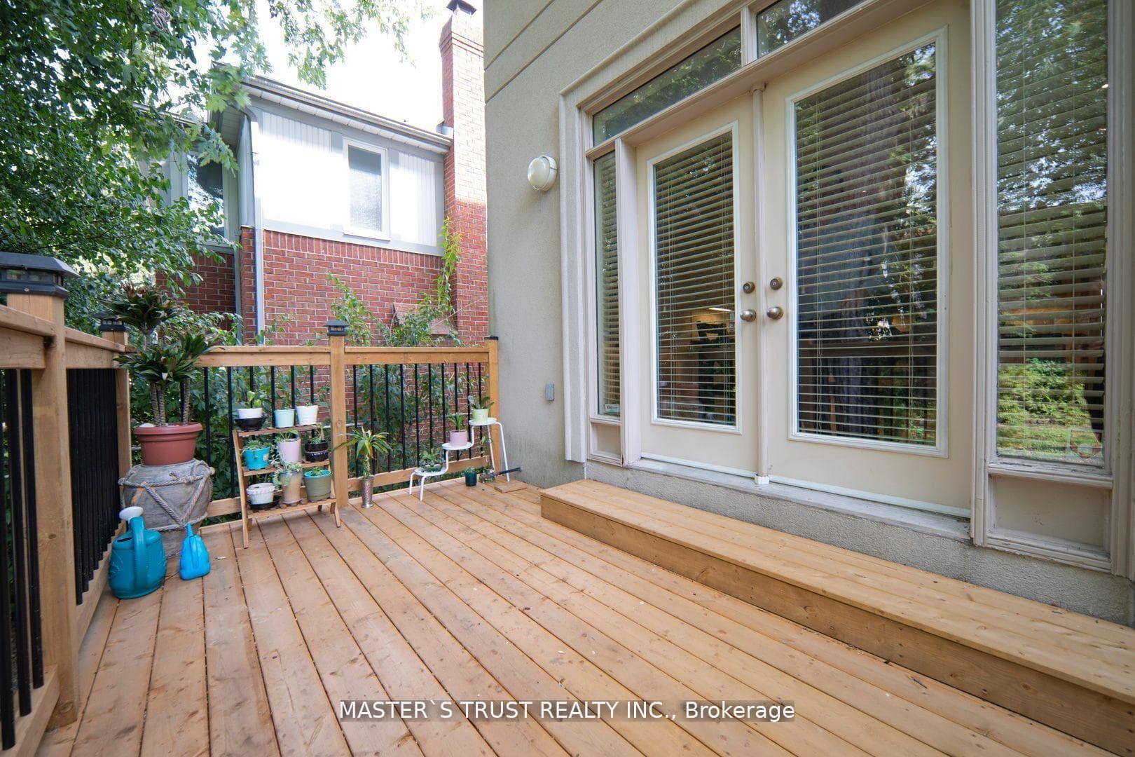 322B Empress Avenue photo 35