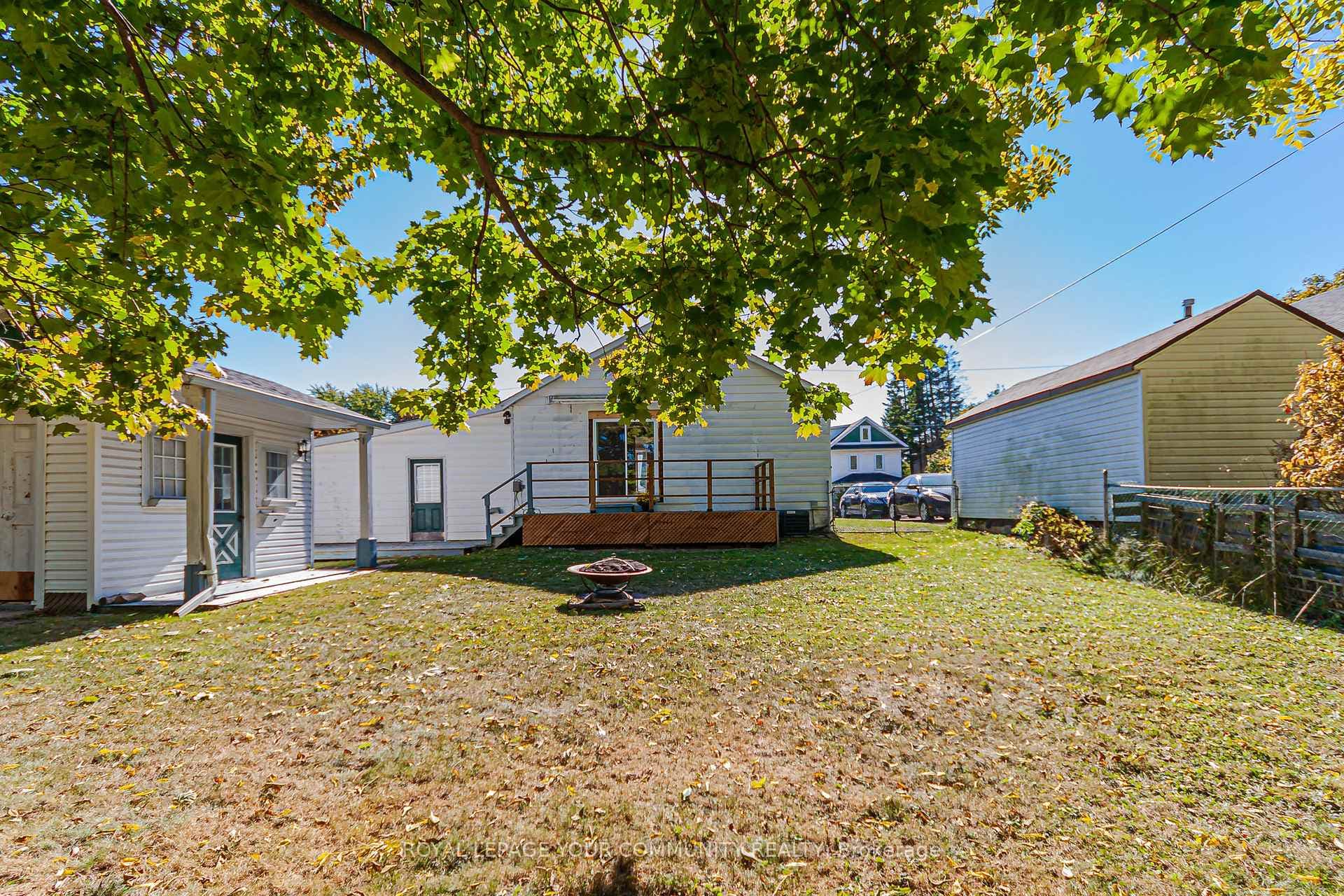 309 Andrew Street photo 27