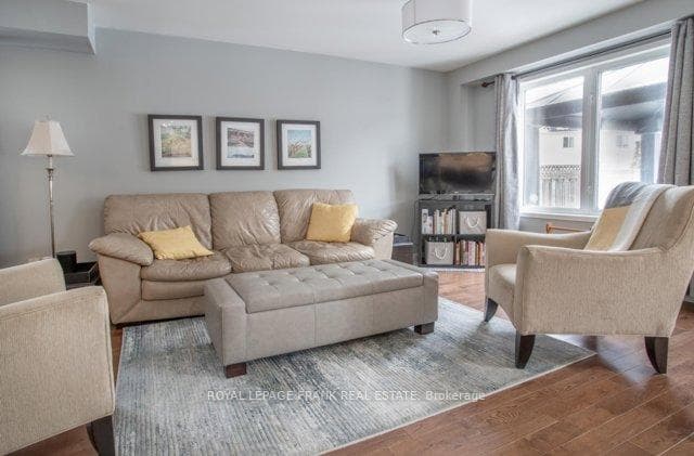 69 Guildwood Drive photo 8