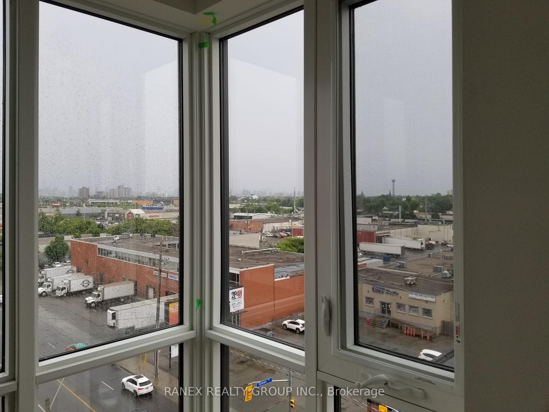 2300 St.Clair Avenue Unit 708 photo 7