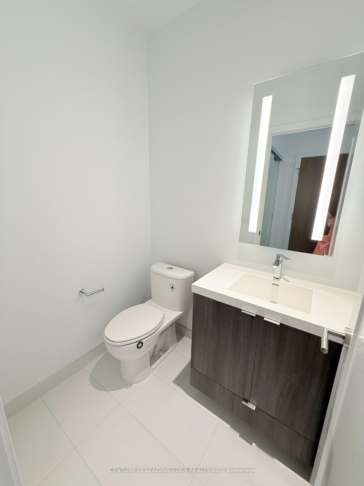 585 Bloor Street Unit 3624 photo 5