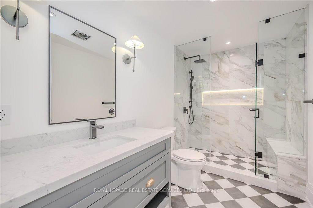 Spa-Inspired Three-Piece Bathroom