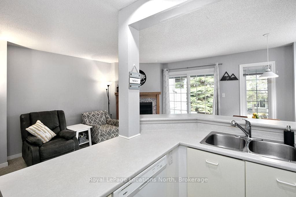 146 Settlers Way Unit 38 photo 10