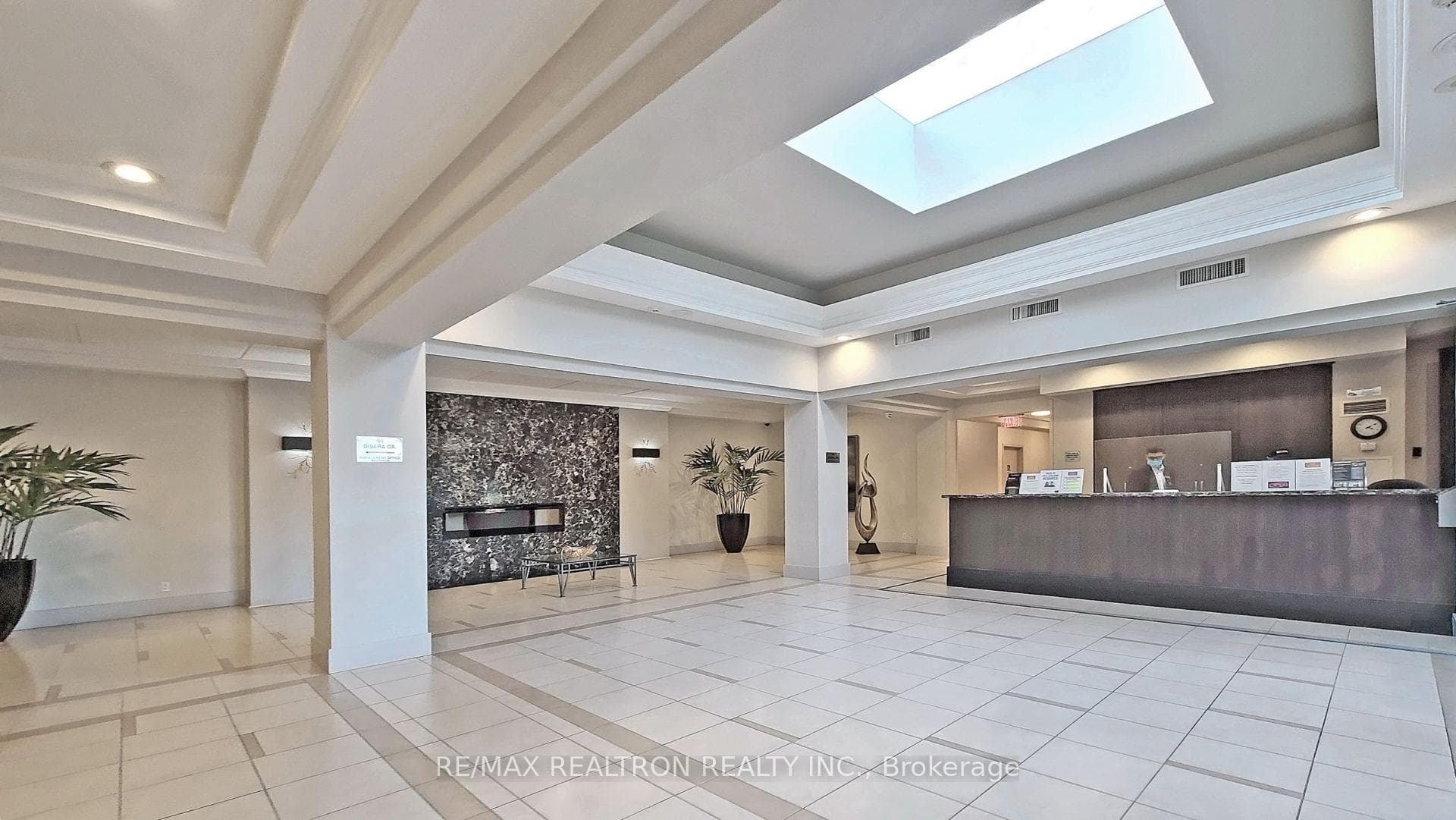 50 Disera Drive Unit 201 photo 9
