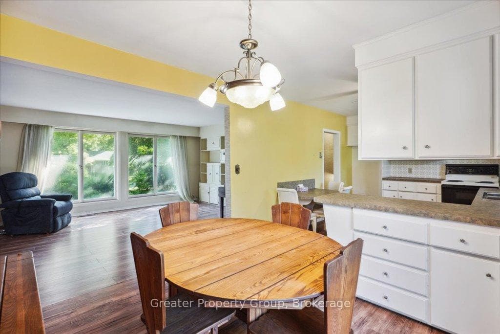 9 Briarsdale Drive photo 10