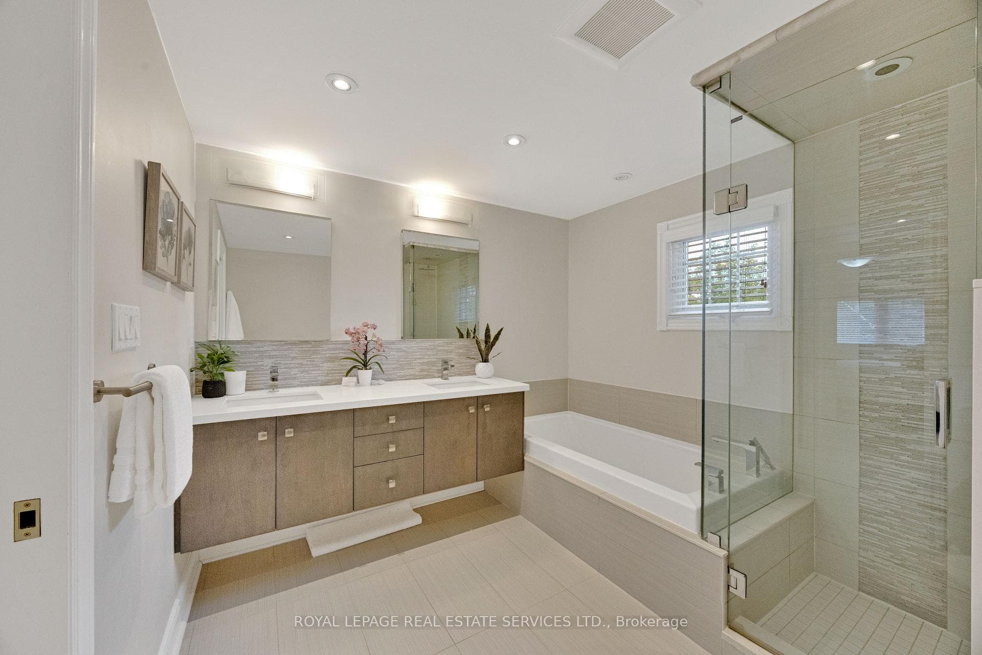 13 Oakington Place photo 24