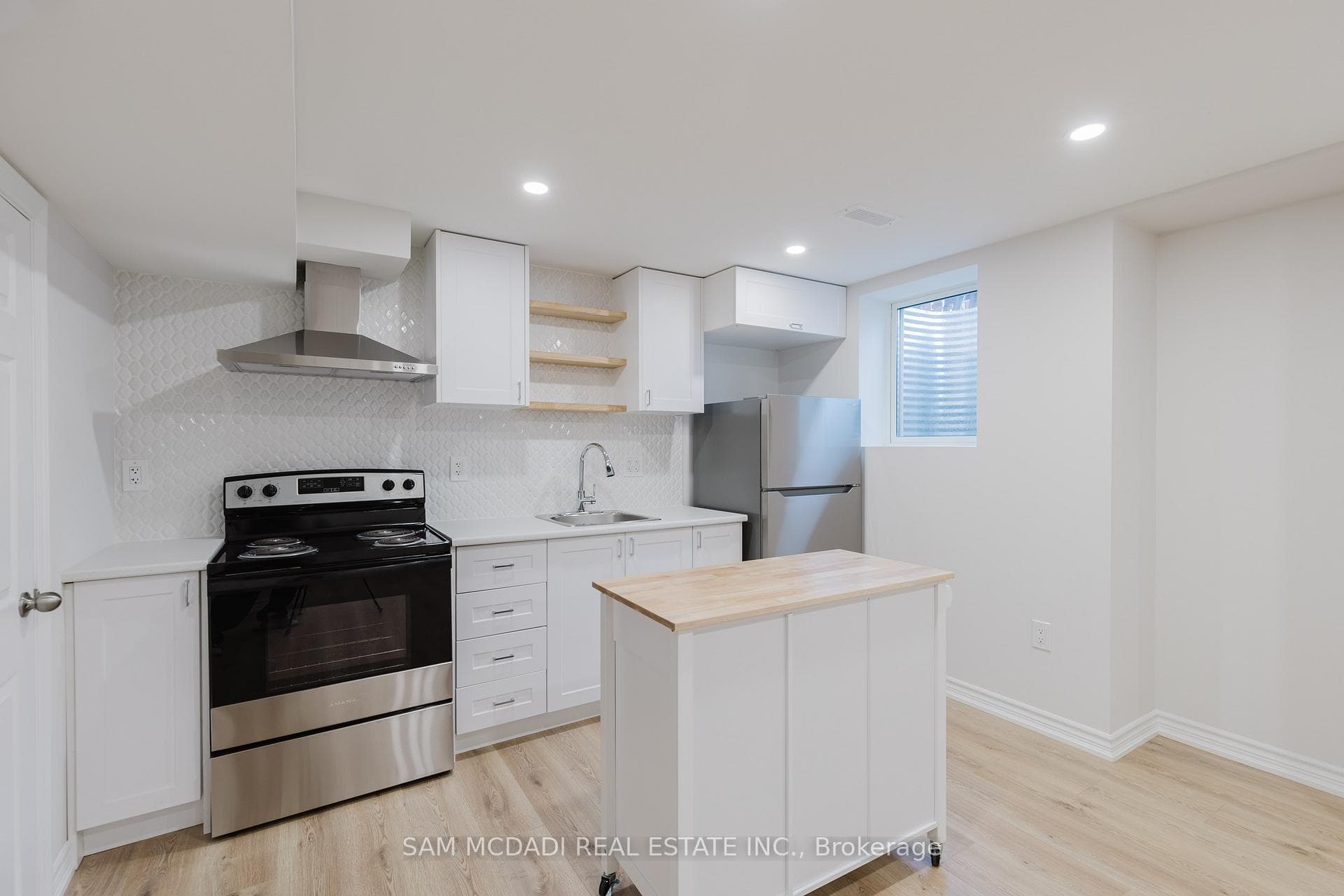 3 Sherbrooke Street Unit BSMT photo 11